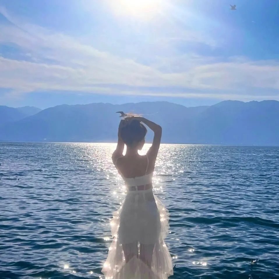 穿成彪悍长嫂后荒年带娃吃上肉